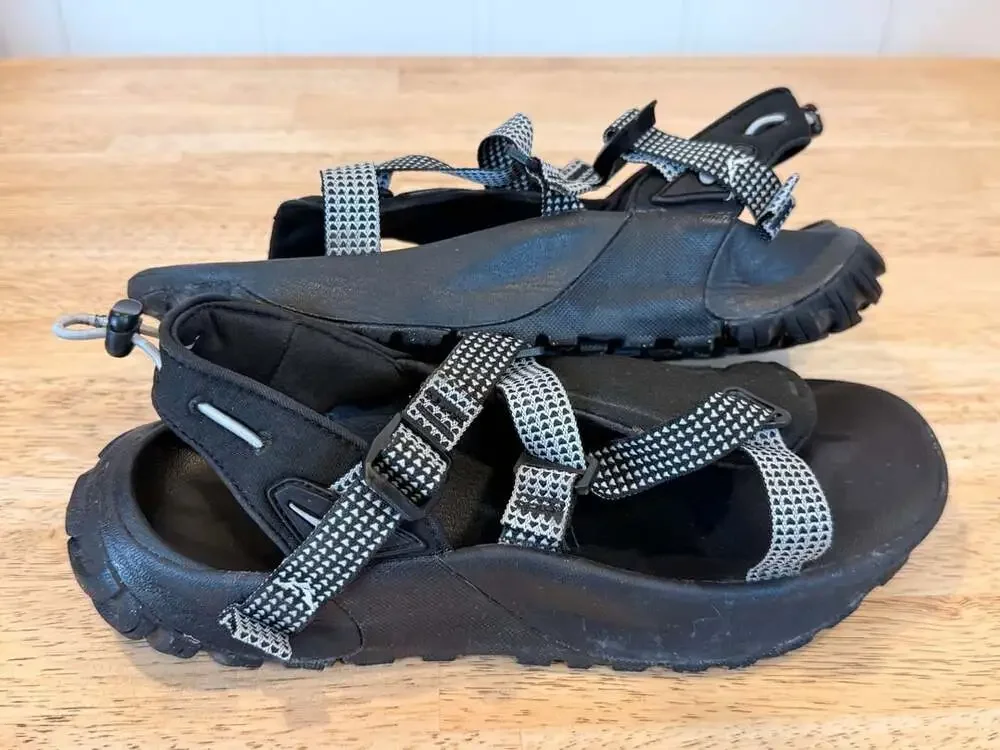 Nike Oneonta Trail Black Womens Outdoor Hiking Sandals Size 9